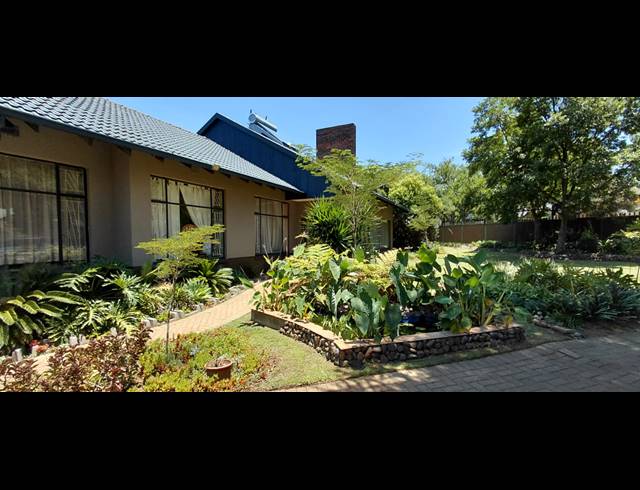 3 BEDROOM HOUSE FOR SALE IN RYNFIELD